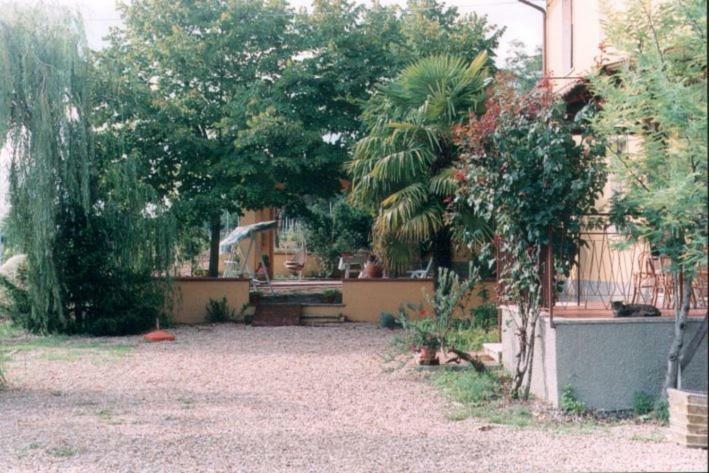 Agriturismo Campo Del Monte Campogialli Exterior foto